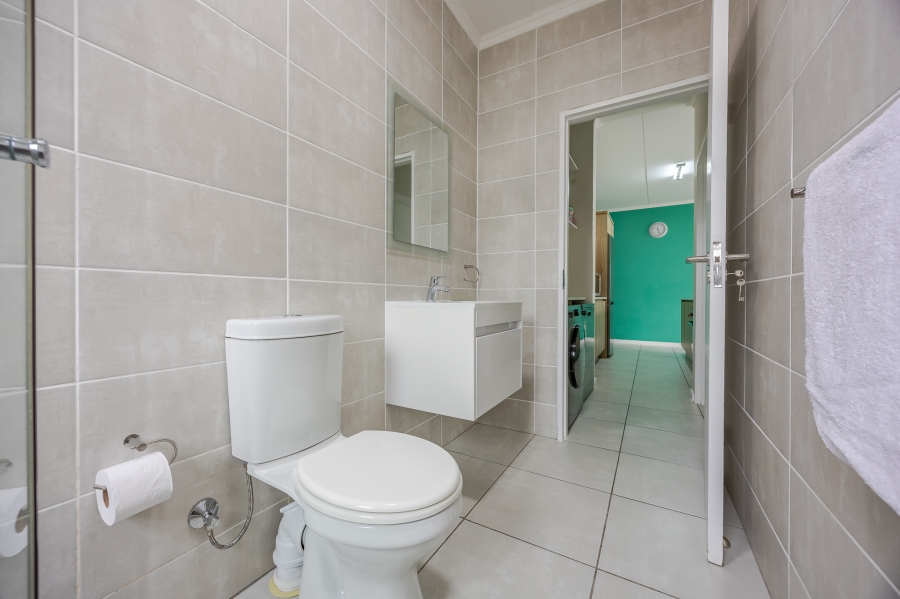 1 Bedroom Property for Sale in Richwood Western Cape